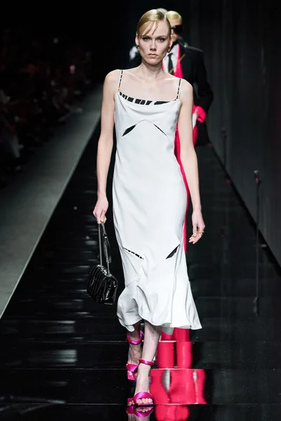 Look 71